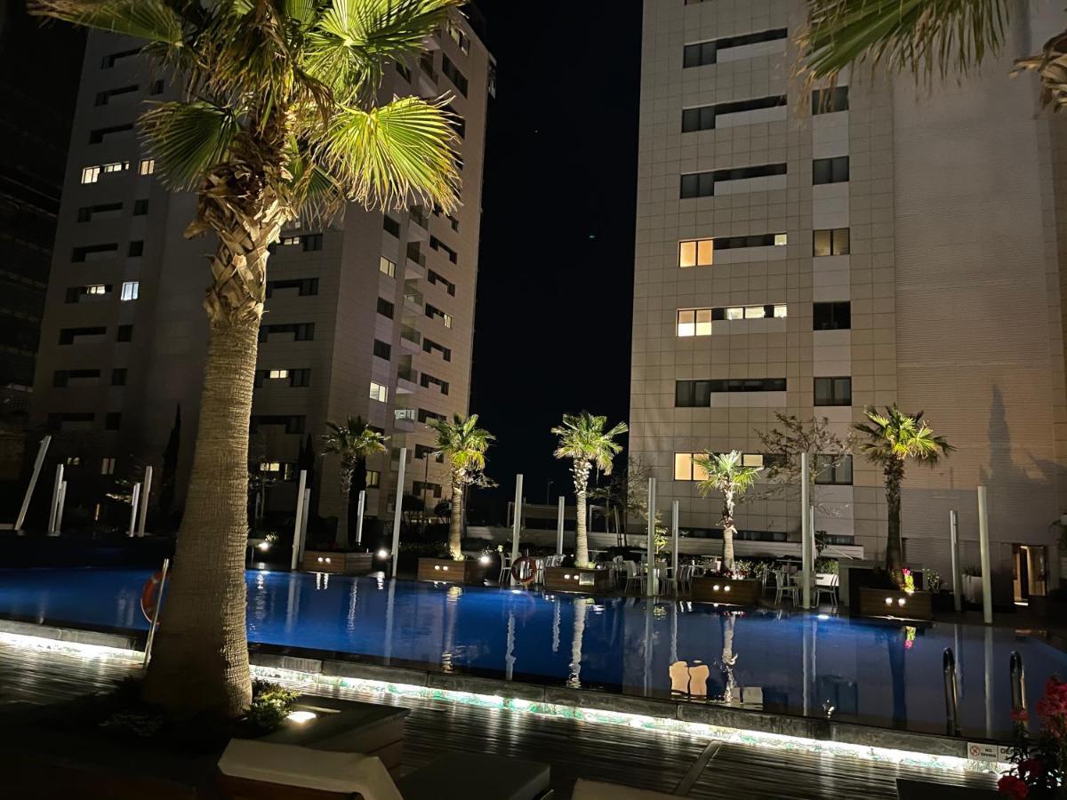 Olympic Residence Deluxe Apartments Limassol Exteriör bild
