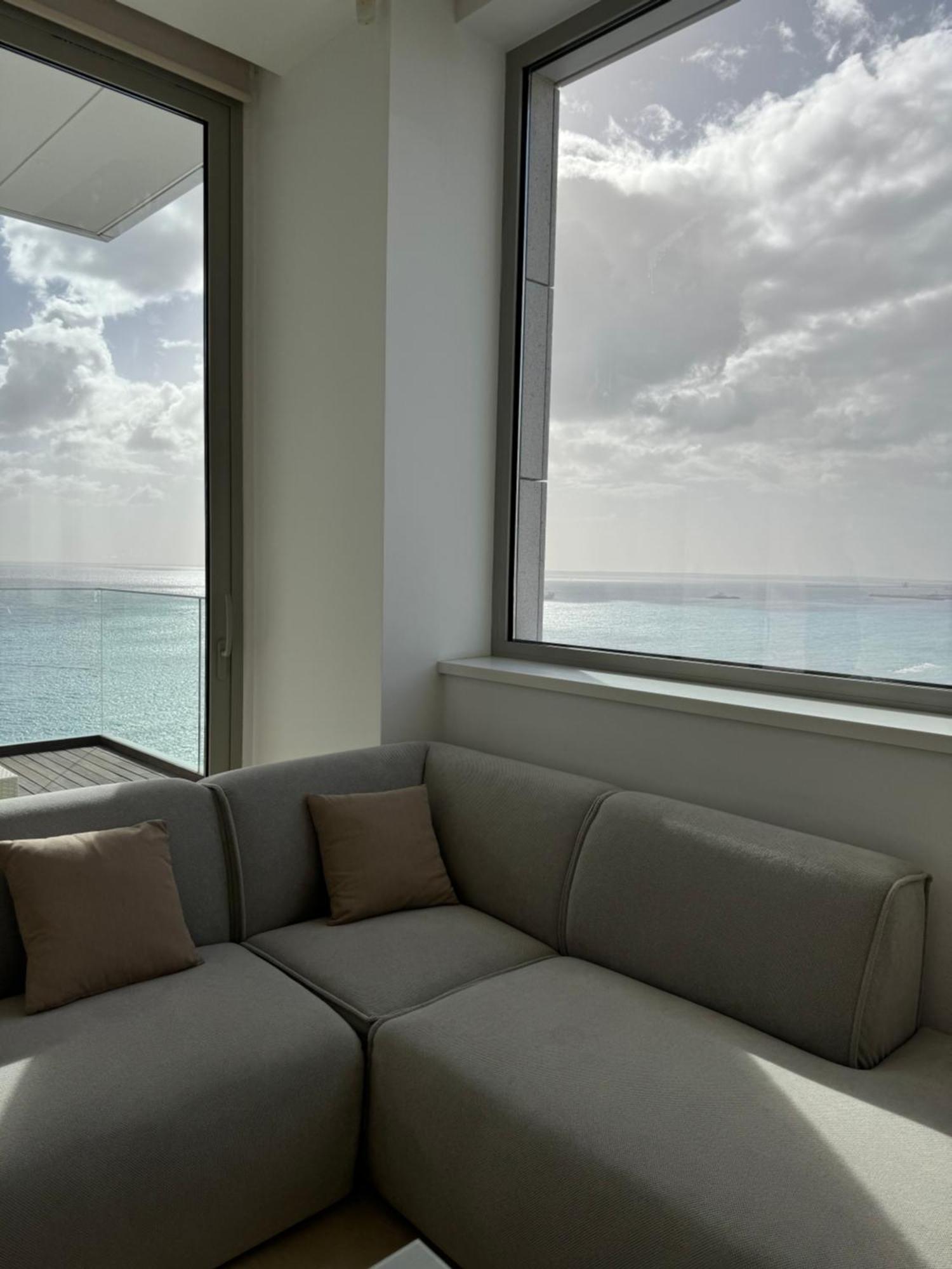 Olympic Residence Deluxe Apartments Limassol Exteriör bild